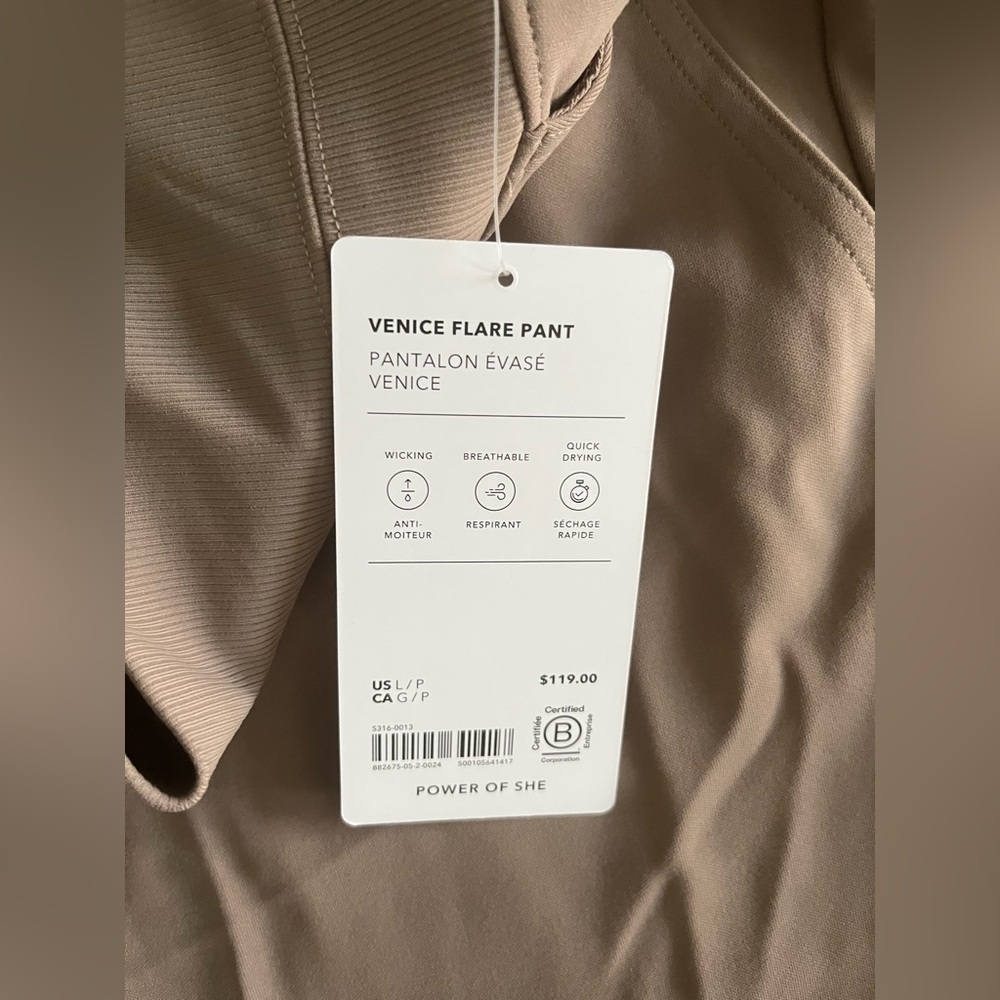 NWT Athleta Women’s Venice Flare Pant Beige - Size Large - Picture 4 of 7